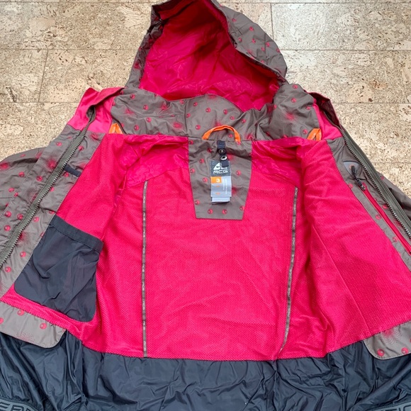 Nike ACG 3 in 1 Ski Jacket - Picture 12 of 16